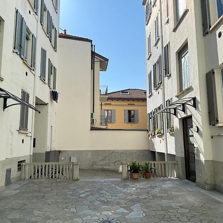 Comoluxhouse- Intero Appartamento Exteriör bild