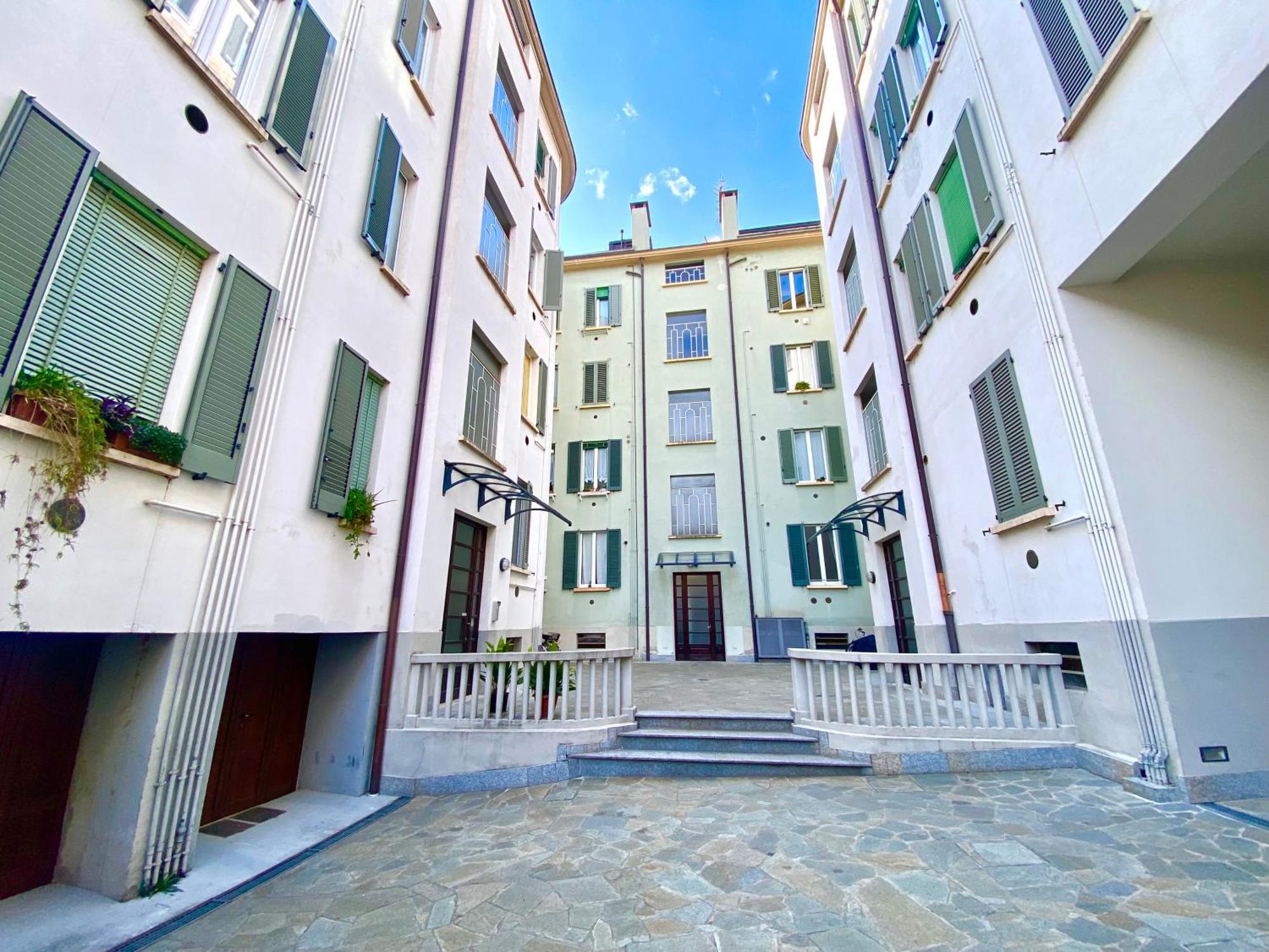 Comoluxhouse- Intero Appartamento Exteriör bild