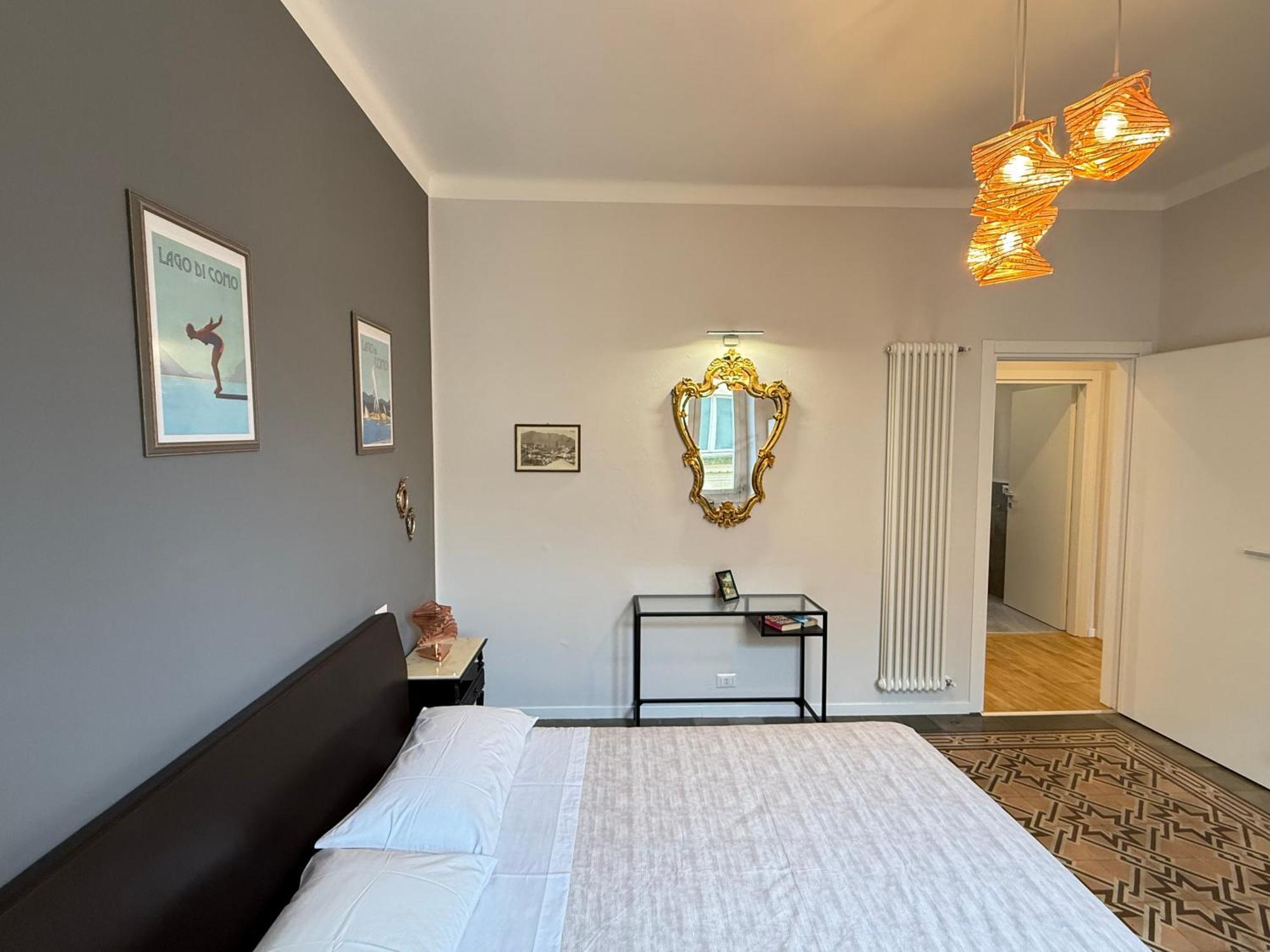 Comoluxhouse- Intero Appartamento Exteriör bild